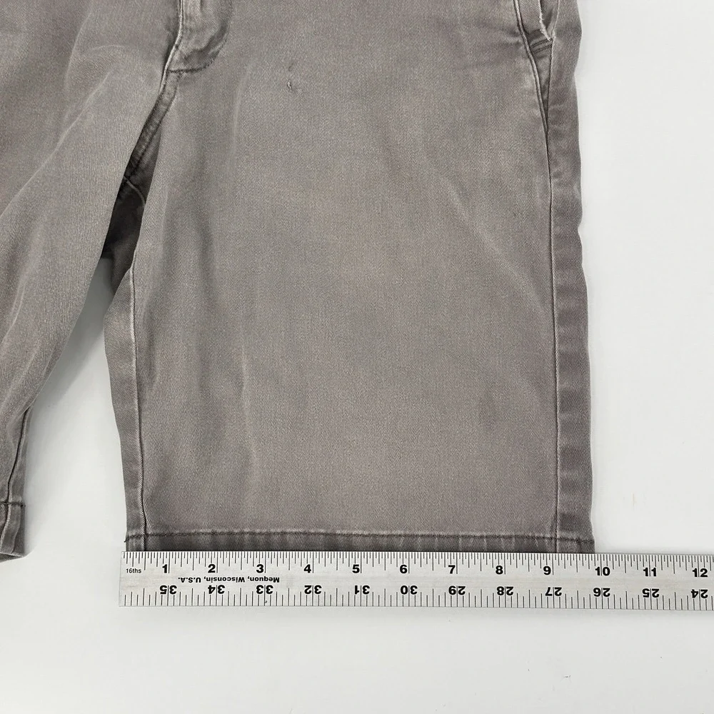 Tommy Bahama Boracay Flat Front Shorts Mens 32 Fog Gray 9.5 Inseam